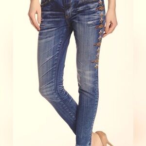 Driftwood Aztec Embroidered Distressed Marilyn Jeans Ladies 28